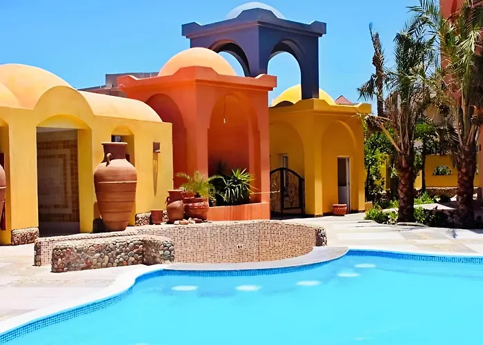 Stunning 2br - Al Dora Resort, *