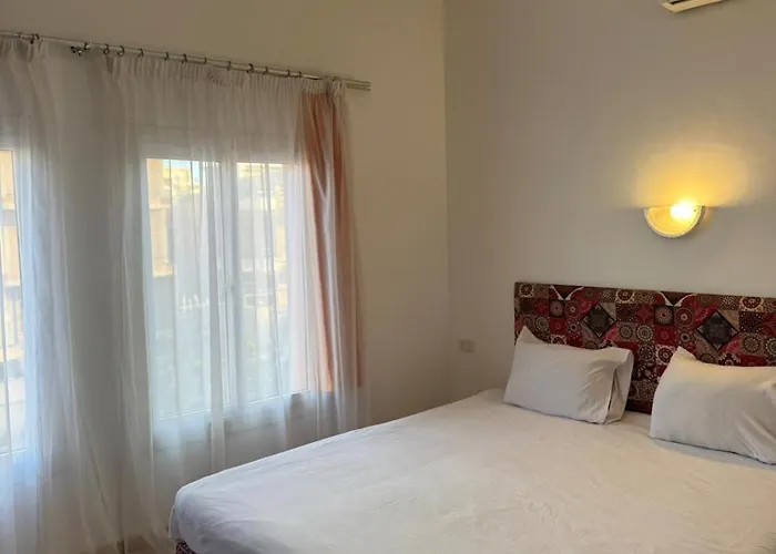 Stunning 2br - Al Dora Resort, *